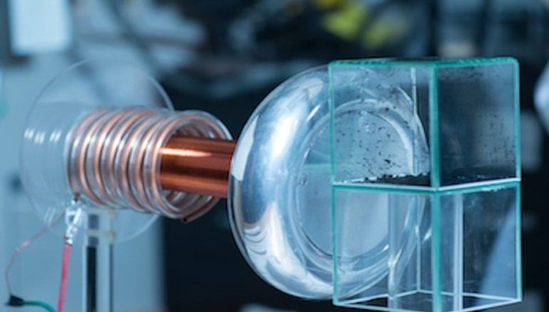 Tesla Coil’s Field Causes Carbon Nanotubes To Self-Assemble