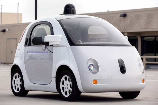 Google’s Self-Driving Cars Will Honk At You If You’re Not Paying Attention